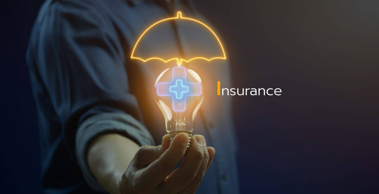 Online,Insurance,And,Assurance,Concept,For,Medical,,Health,,Life,,Family,