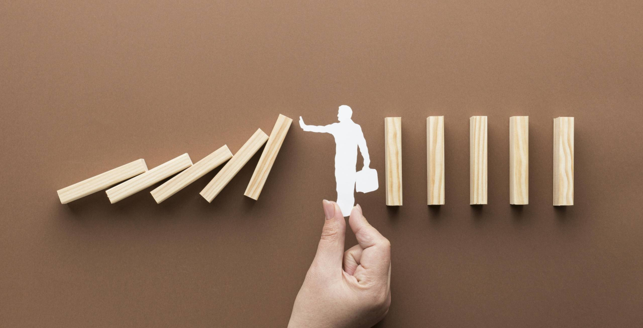 top-view-abstract-representation-financial-crisis-min